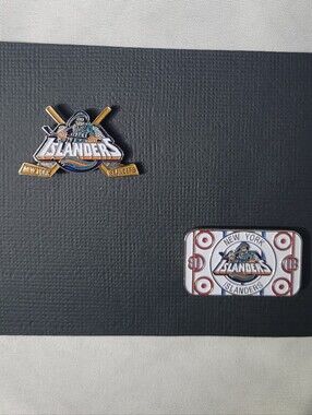New York Islanders NHL Vintage Hockey Pin Set
